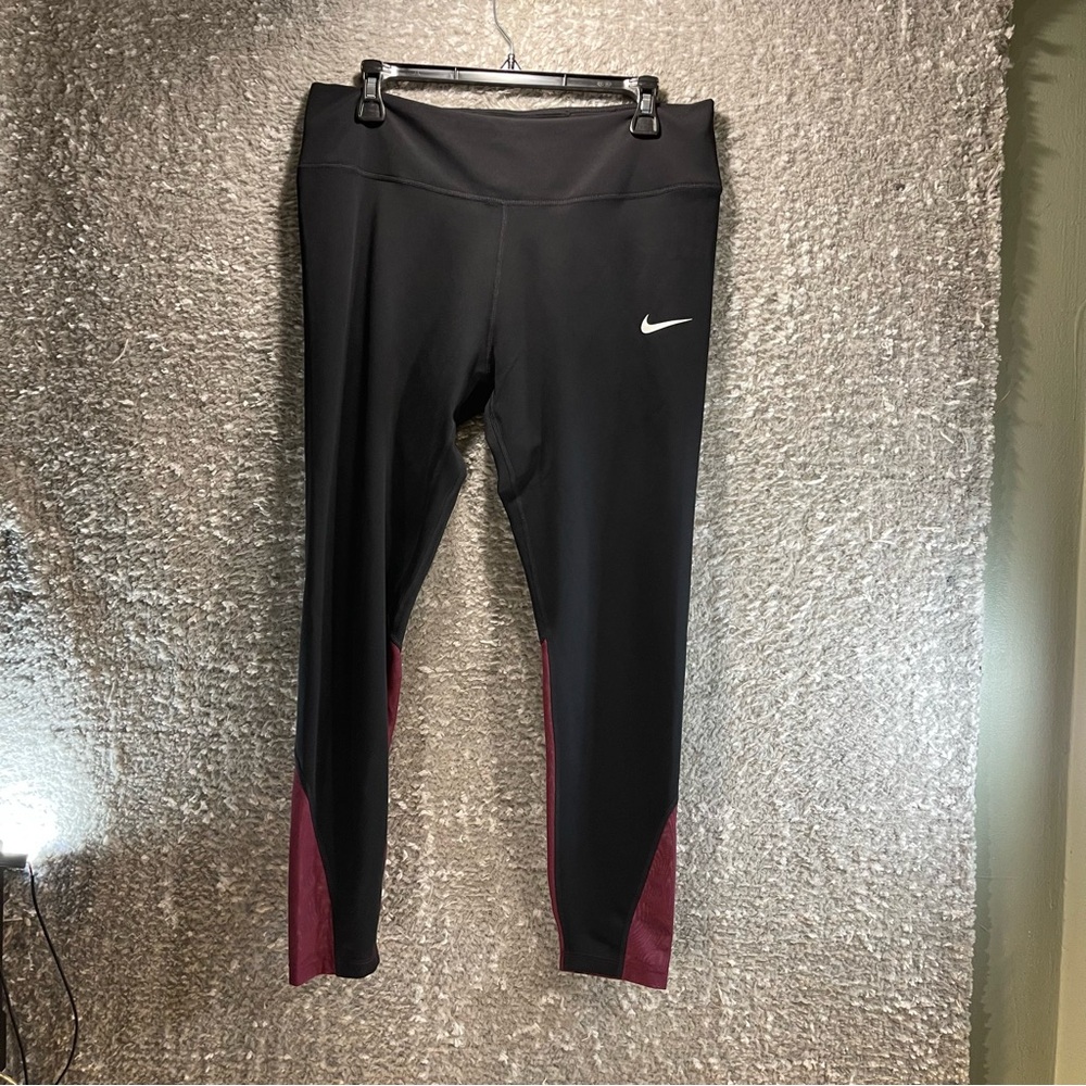 Nike Dri-Fit Womens Ankle Leggings Size Xl Polyester Black Red Sports